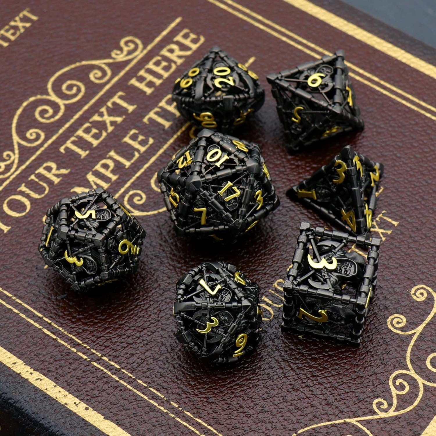 Metal dice set warrior gold black