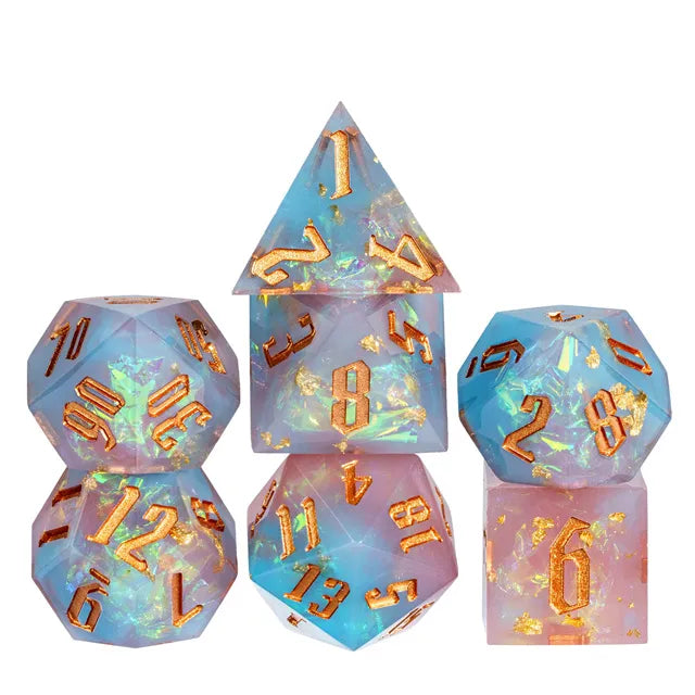 Sharp edge dice Paars Blauw goud